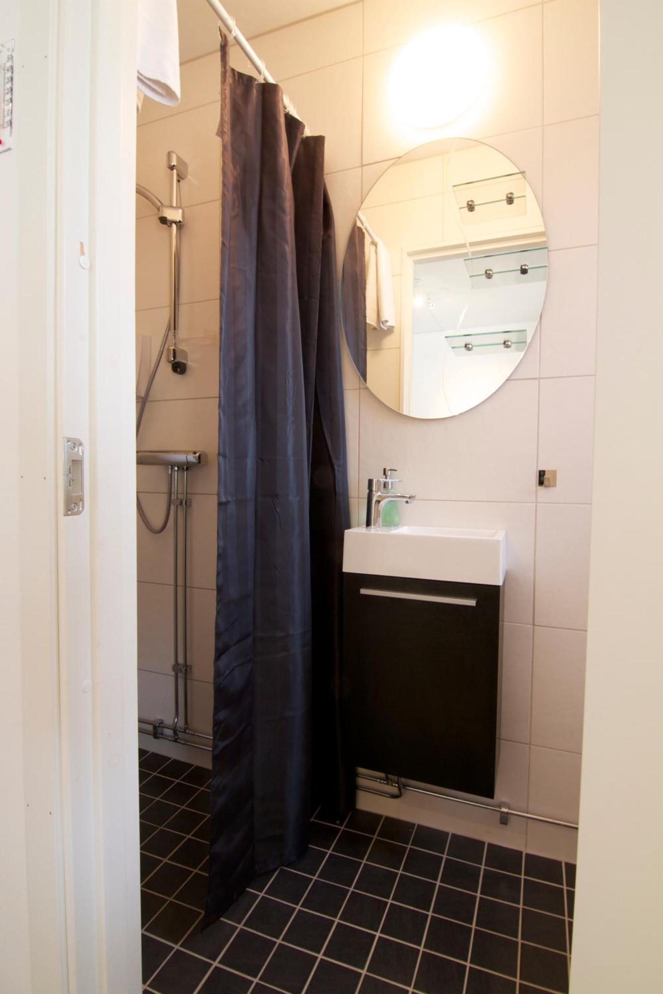 Hotell Tinget Sala Exterior foto