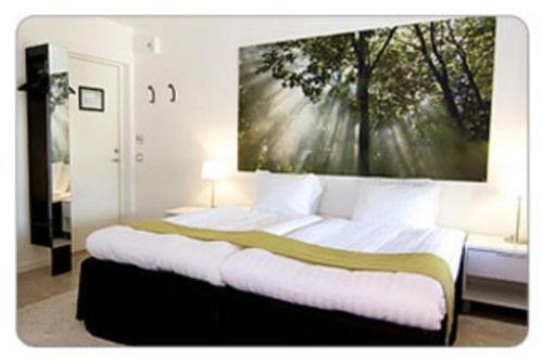 Hotell Tinget Sala Habitación foto